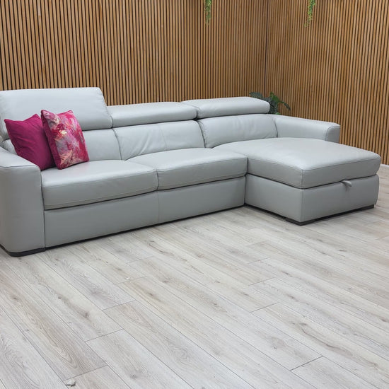 Video demonstration of the ‘Infinity’ sofa features, including the storage compartment and leather quality.