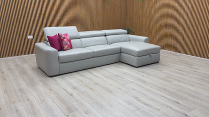 Video demonstration of the ‘Infinity’ sofa features, including the storage compartment and leather quality.