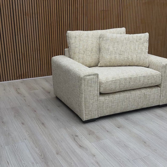 Product video showcasing the texture of the woven fabric and the 360-degree build of the ‘Burton’ Odyssey chair.
