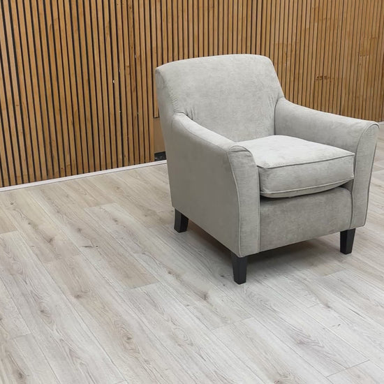 Video demonstration showing the 360-degree view and fabric texture of the Hammond Kiera accent chair.