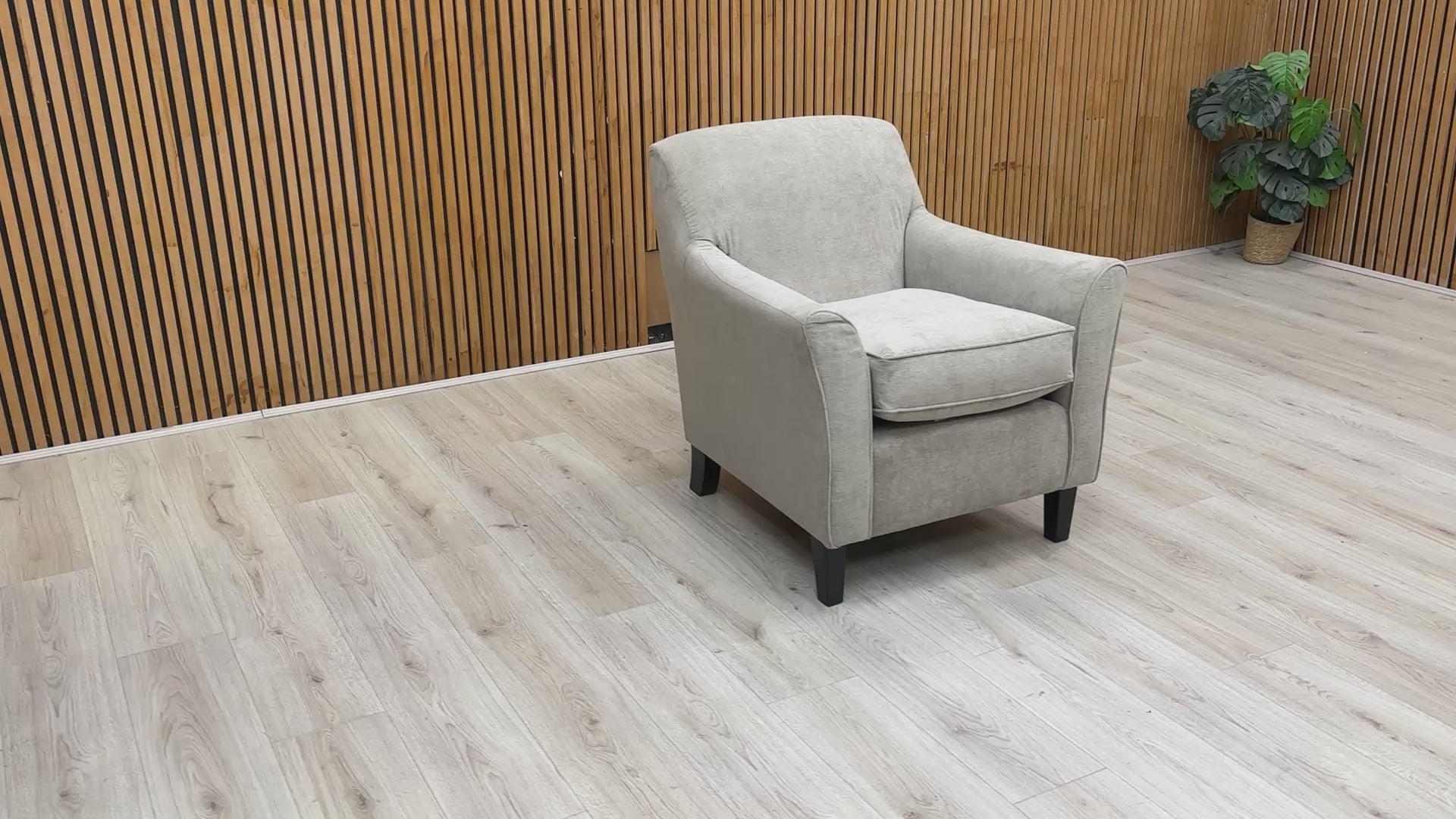Video demonstration showing the 360-degree view and fabric texture of the Hammond Kiera accent chair.