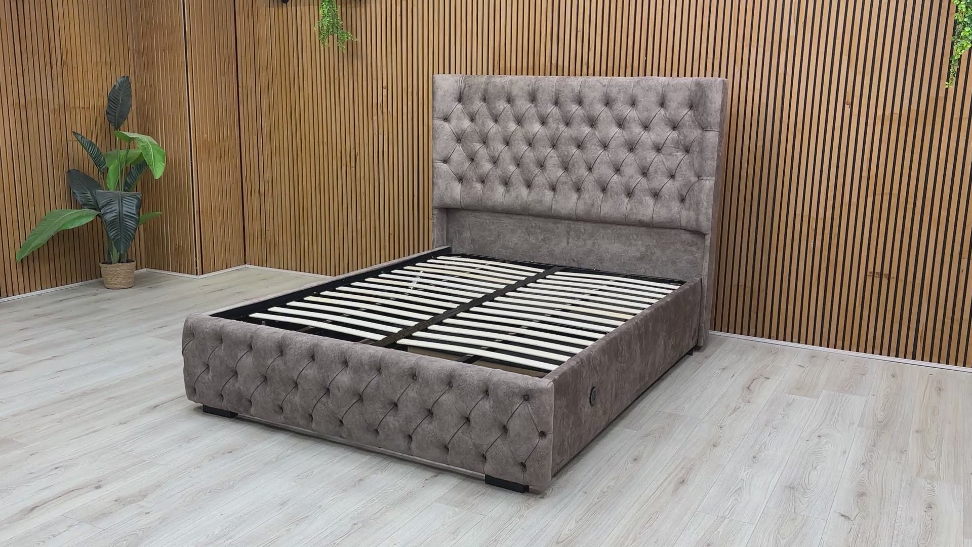 Video of the smooth and easy operation of the electric end lift ottoman storage feature of the King size bed.