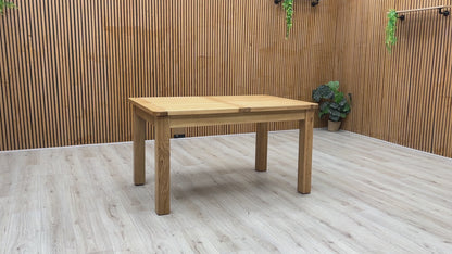 Furnitureland ‘Augusta’ Solid Oak Small Rectangular Extending Dining Table