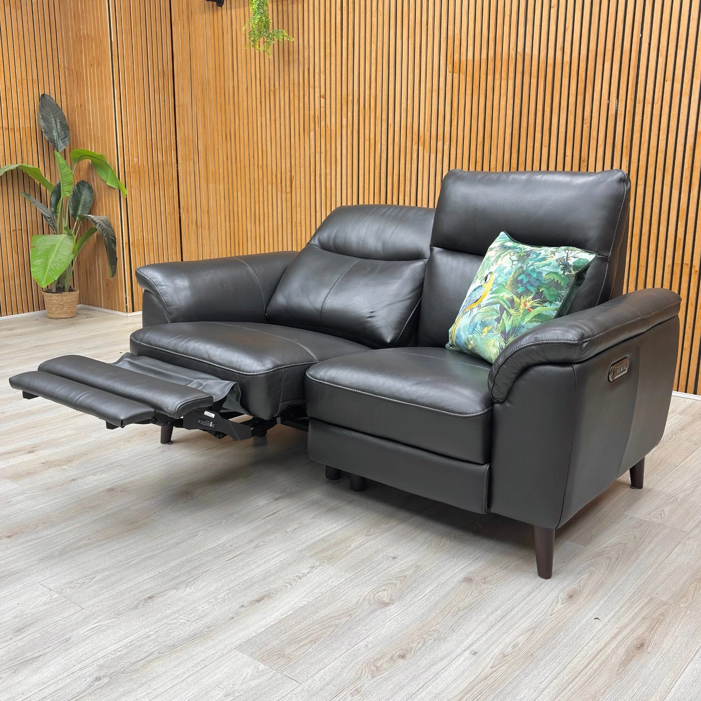 ‘Morgan’ Oslo Jet Black Cat-40/23 Leather 3 Seater Power Recliner Sofa