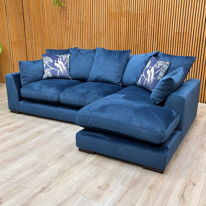 A different overall angle or a studio shot of the sofa, clearly showing the full RHF configuration.