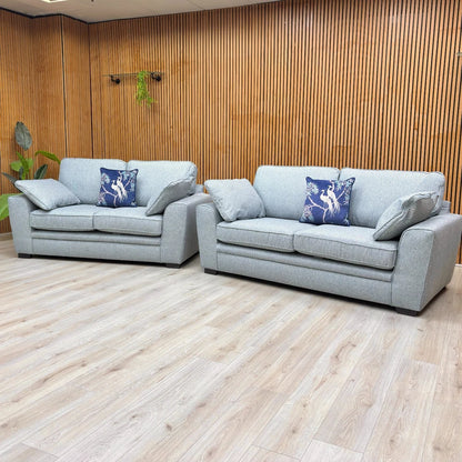 Lifestyle shot of the 3-seater sofa in a room setting.